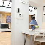 Le Marais - Republique Unique Loft